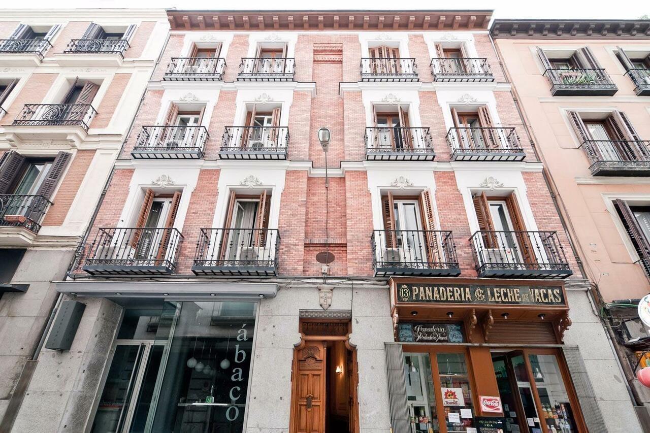Hostal Las Cortes Madrid Bagian luar foto